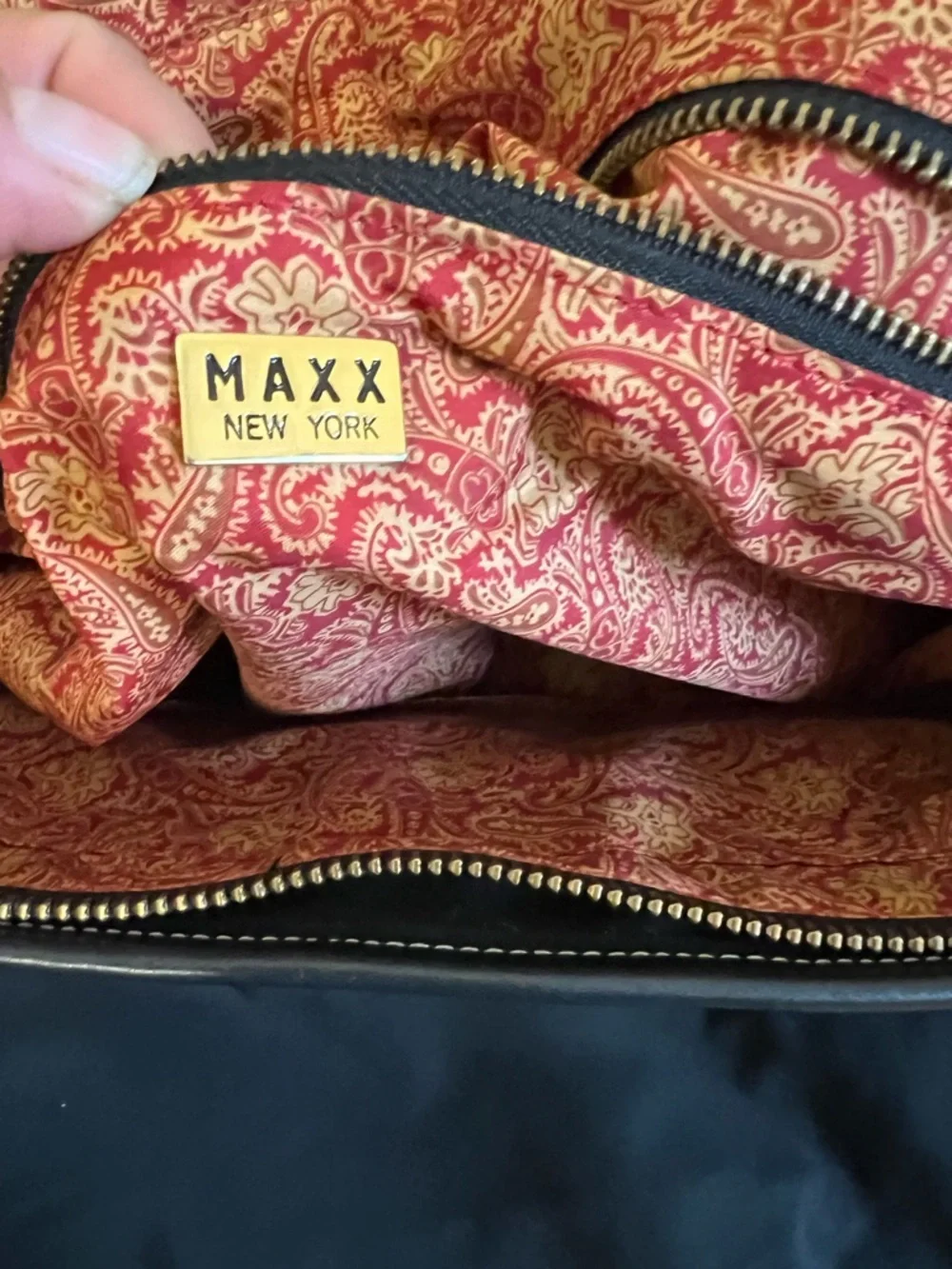 Vintage Maxx New York Black Laptop Tote with Front Zip Pocket